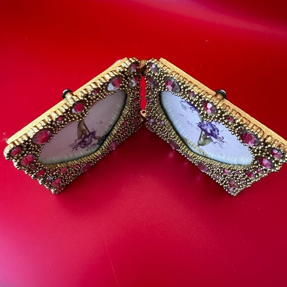 VTG ASHLEIGH MANOR HINGED HEART SHAPED METAL FOTO FRAMES w/ RHINESTONE DESIGN - Picture 3 of 6